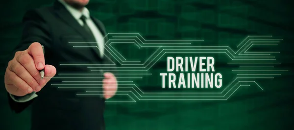 概念表示ドライバートレーニング 車を運転する方法を教えるビジネスアイデアコース — ストック写真