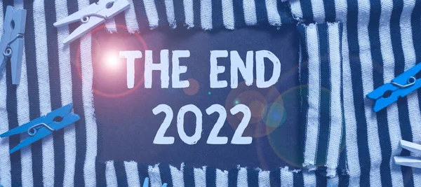 Pisanie Wyświetlania Tekstu Koniec 2022 Słowo Wpisany Szczęśliwego Nowego Roku — Zdjęcie stockowe