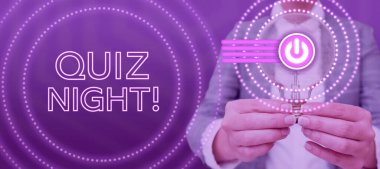 El yazısı işareti Quiz Night, iş şovu akşam bilgisi yarışması bireyler arasında