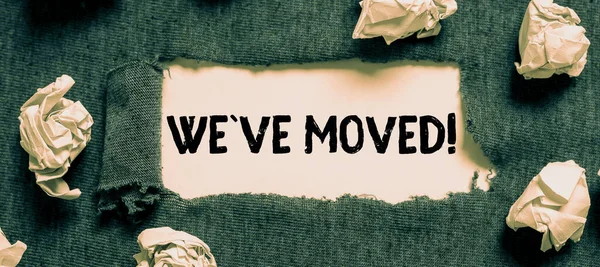 El yazısı metni Weve Taşınmış, İnternet Konsepti başka bir ülkeden canlı yayında