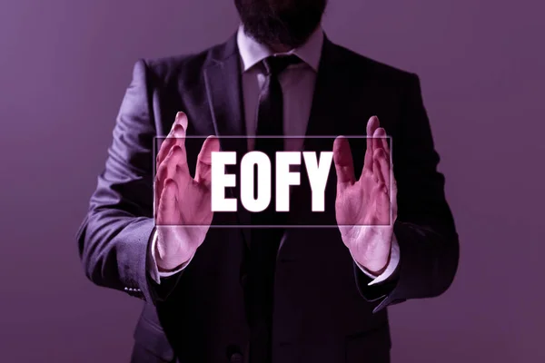 Szöveges Tábla Amely Eofy Üzleti Megközelítését Mutatja Egy Pénzügyi Végén — Stock Fotó