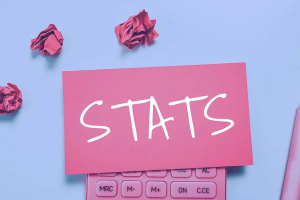 手書きの記号統計 ビジネスのアイデアの練習や数値データの収集と分析の科学 — ストック写真
