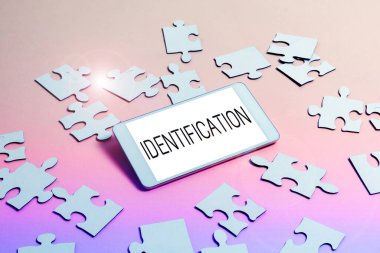 El yazısı imzası tanımlaması, internet Birini ya da bir şeyi tanımlamak için bir eylem ya da prosedür kavramı