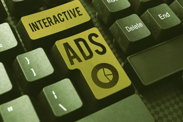 Вдохновляющий Знак Interactive Ads Word Использования Интерактивных Медиа Общения Потребителями — стоковое фото