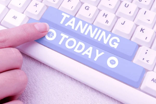 Conceptual Caption Tanning Business Concept Natural Darkening Scin Tissues Exposure — Stock Photo, Image