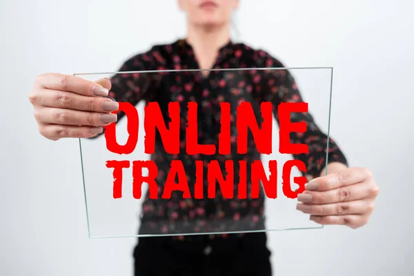 Tekstbord Met Online Training Bedrijfsoverzicht Computertraining Afstand Elektronisch Leren — Stockfoto