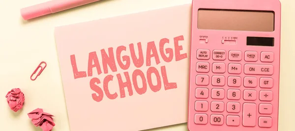 Handschrift Text Language School Business Konzept Bildungseinrichtung Fremdsprachen Gelehrt Werden — Stockfoto