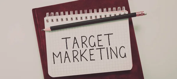 Εννοιολογική Λεζάντα Target Marketing Επιχειρηματική Προσέγγιση Τμηματοποίηση Αγοράς Κοινό Στοχεύοντας — Φωτογραφία Αρχείου