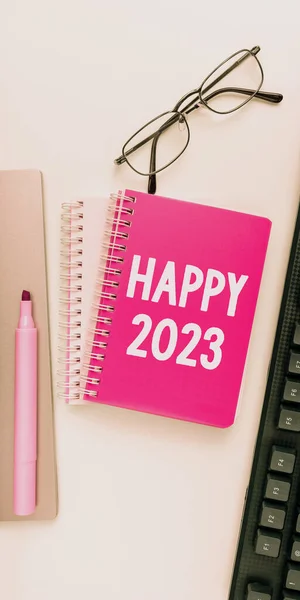 Textový Nápis Zobrazující Happy 2023 Oslava Obchodního Přehledu Začátku Kalendářního — Stock fotografie