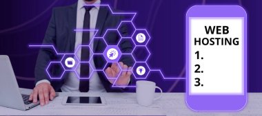 Kavramsal başlık Web Ev Sahipliği, İş Konsepti Depolama alanı sağlama etkinliği ve web sitelerine erişim