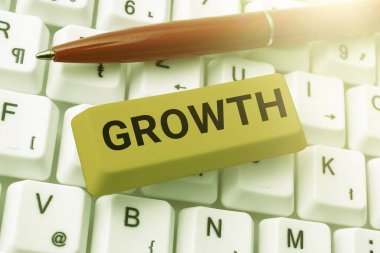 El yazısı büyümesi, boyut ve meyve suyu artışının kavramsal fotoğraf süreci yaşlanma