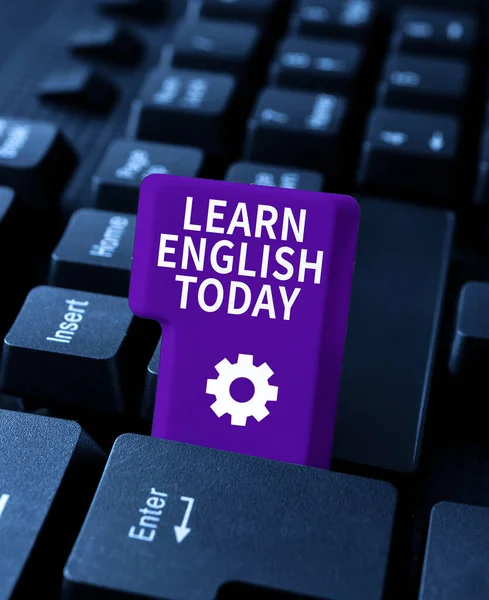 今天学习英语 概念照片获得或掌握英语知识和技能 — 图库照片