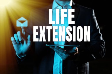 Yaşam Uzantısı kavramsal gösterimi, aynı türden diğerlerinden daha uzun süre çalışmaya devam edebilmek için sözcük