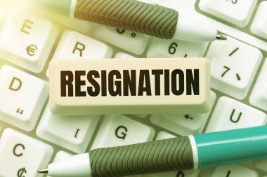 El yazısı tabelası istifa, internet kavramı işi bırakma, pozisyonları bırakma, işi bırakma