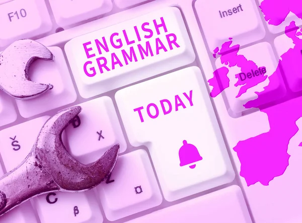 提供英语语法 课程用语的文字说明涵盖了所有级别的英语口头和书面表达能力 — 图库照片