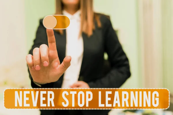 Sinal Escrita Mão Nunca Pare Aprender Visão Geral Negócio Continue — Fotografia de Stock