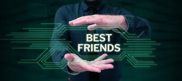 Legenda Texto Apresentando Best Friends Business Concept Uma Pessoa Que — Fotografia de Stock