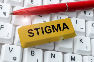 Kavramsal başlık Stigma, toplumdaki çoğu insanın tasvip etmediği kavramsal fotoğraf hissi.
