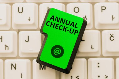 İlhamı gösteren metin Yıllık Kontrol, Kavramsal Fotoğraf Değerlendirmesi ve Kişilerin Sağlık Durumu İncelemesi