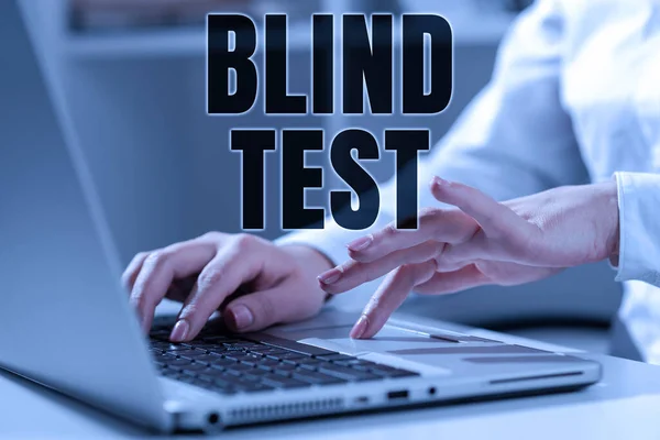 Εννοιολογική Απεικόνιση Τυφλή Δοκιμή Εννοιολογική Φωτογραφία Κοινωνική Εμπλοκή Ένα Άτομο — Φωτογραφία Αρχείου