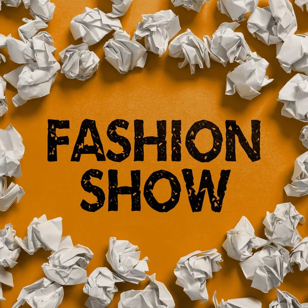 Inspiracja Pokazując Znak Fashion Show Słowo Wystawa Która Obejmuje Style — Zdjęcie stockowe