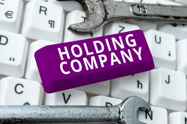 Håndskrift Tegn Holding Company Business Koncept Aktier Ejendom Andre Finansielle - Stock-foto