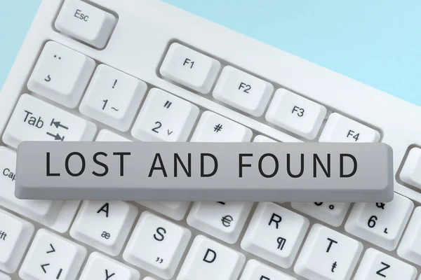 Schreiben Von Text Lost Found Geschäftskonzept Ort Sie Vergessene Dinge — Stockfoto