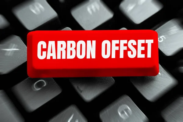 Hand Writing Sign Carbon Offset Επιχειρηματική Ιδέα Μείωση Των Εκπομπών — Φωτογραφία Αρχείου