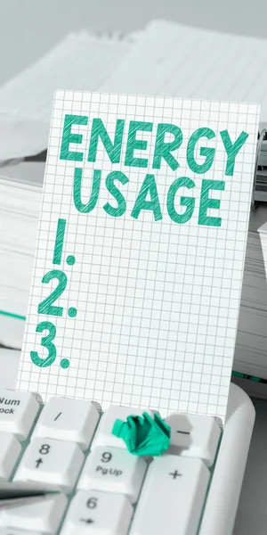 显示能源使用的标志 写有在过程或系统中消耗或使用的能源数量的文字 — 图库照片