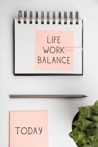 Podpis Tekstowy Przedstawiający Równowagę Między Życiem Zawodowym Równowagę Pojęć Biznesowych — Zdjęcie stockowe