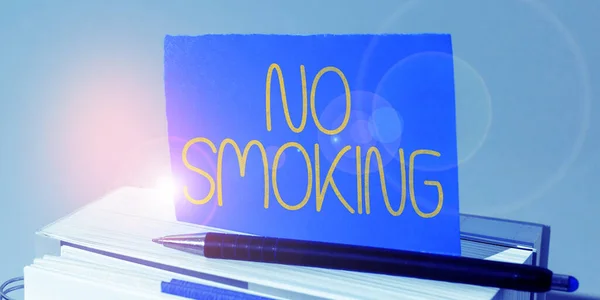 Psaní Textu Zákaz Kouření Obchodní Koncept Tabákem Tomto Místě Zakázán — Stock fotografie