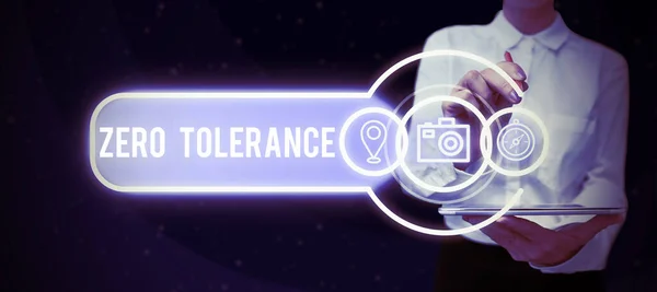 Znak Pisma Ręcznego Zero Tolerancji Słowo Odmowę Przyjęcia Antyspołecznych Zachowań — Zdjęcie stockowe