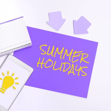 Kavramsal başlık Yaz Tatilleri, Yaz Tatili sırasında Yazılan Sözcük Okul Tatili veya Tatil