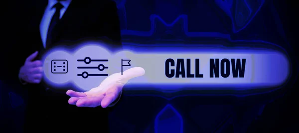 Konzeptionelle Anzeige Call Now Konzeptionelles Foto Sofort Eine Person Kontaktieren — Stockfoto