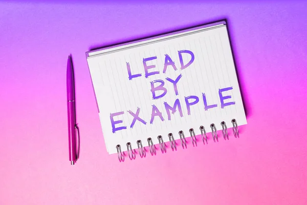 Légende Texte Présentant Lead Example Photo Conceptuelle Être Mentor Leader — Photo