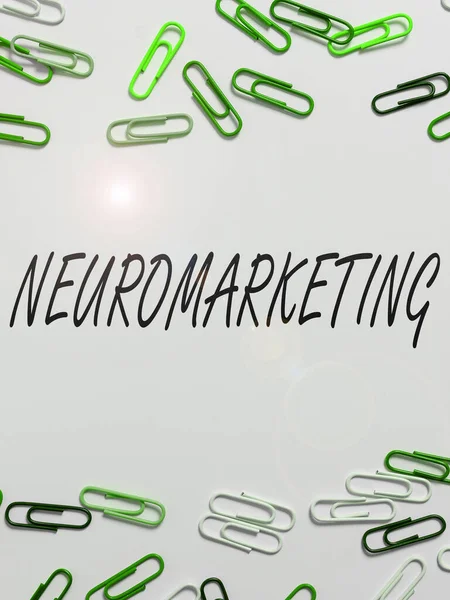 Texto Escritura Mano Neuromarketing Campo Concepto Negocio Marketing Utiliza Tecnologías — Foto de Stock