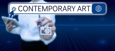 Modern Sanat ve İnternet kavramını gösteren ilham kaynağı gelişmekte olan dünyadan etkilenen canlı sanatçılar tarafından yapılmıştır.