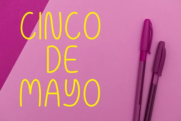 Kézírás Szöveg Cinco Mayo Word Írta Mexikói Amerikai Ünnep Tartott — Stock Fotó