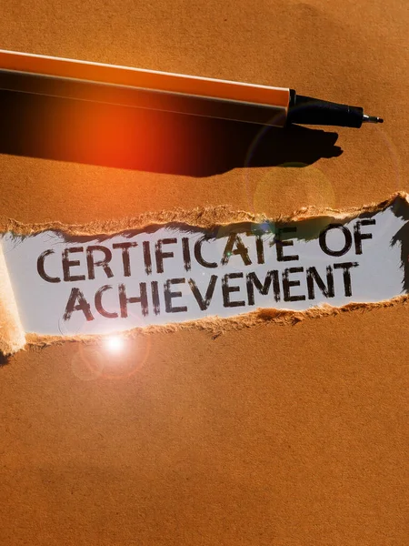 Текстовий Знак Показує Сертифікат Досягнень Означає Концепт Засвідчує Людина Зроблена — стокове фото