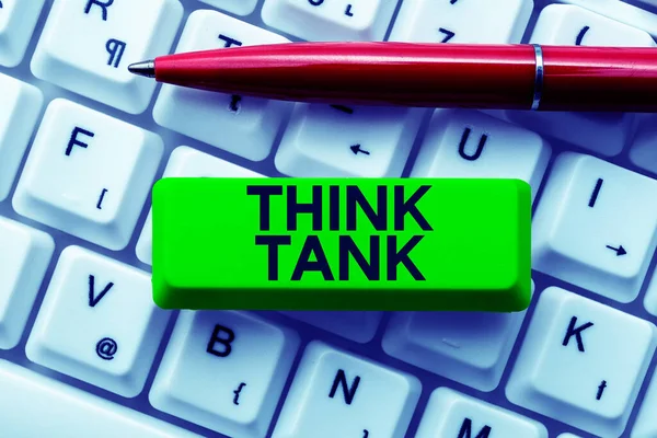 Escribir Mostrando Texto Think Tank Word Thinking Innovative Valuable Solutions — Foto de Stock