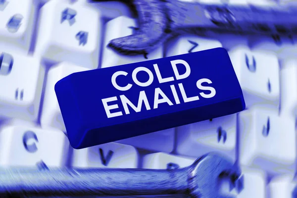 콘셉트 디스플레이 Cold Email 인터넷 컨셉트 요청하지 이메일 수신자에게 — 스톡 사진