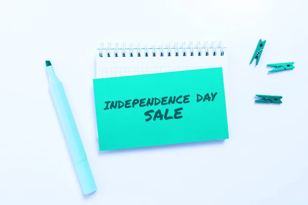 Escrita Mão Texto Dia Independência Venda Palavra Para Promoções Descontos — Fotografia de Stock