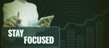 El yazısı metni Odaklan, İnternet Konsepti Dikkatli Odaklan Öncelikleri Odakla