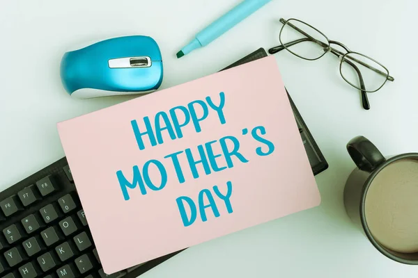 Szöveg Jel Mutatja Boldog Anyák Napját Szó Ünnepelt Tiszteletére Anyák — Stock Fotó