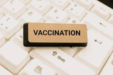 Vücudu enfeksiyona karşı güçlendiren aşı, iş fikri tedavisini gösteren metin işareti