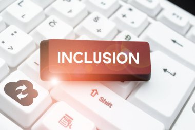 İçerme işareti gösterme ilhamı, grup veya yapıya dahil olmak üzere eylem durumu için sözcük