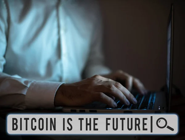 Bitcoin Sunan Metin Başlığı Tüccarların Bitcoin Alıp Satabilecekleri Gelecek Dünyası — Stok fotoğraf