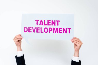 Metin Yeteneği Geliştirme, İş Vitrini Geliştirme Yetenekleri Geliştirme Potansiyel Lideri yazılıyor