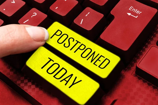 El yazısı ertelendi, Sözcük daha sonra öncelik, tercih ya da önem sırasına göre yazıldı