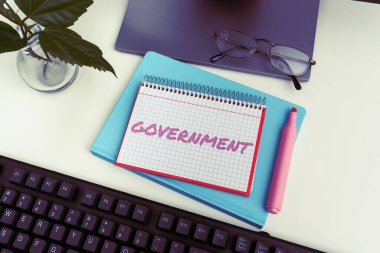 Kavramsal başlık Hükümeti, İş yaklaşımı Ülke devlet kuruluşunu yönetme yetkisi olan insanlardan oluşan bir grup